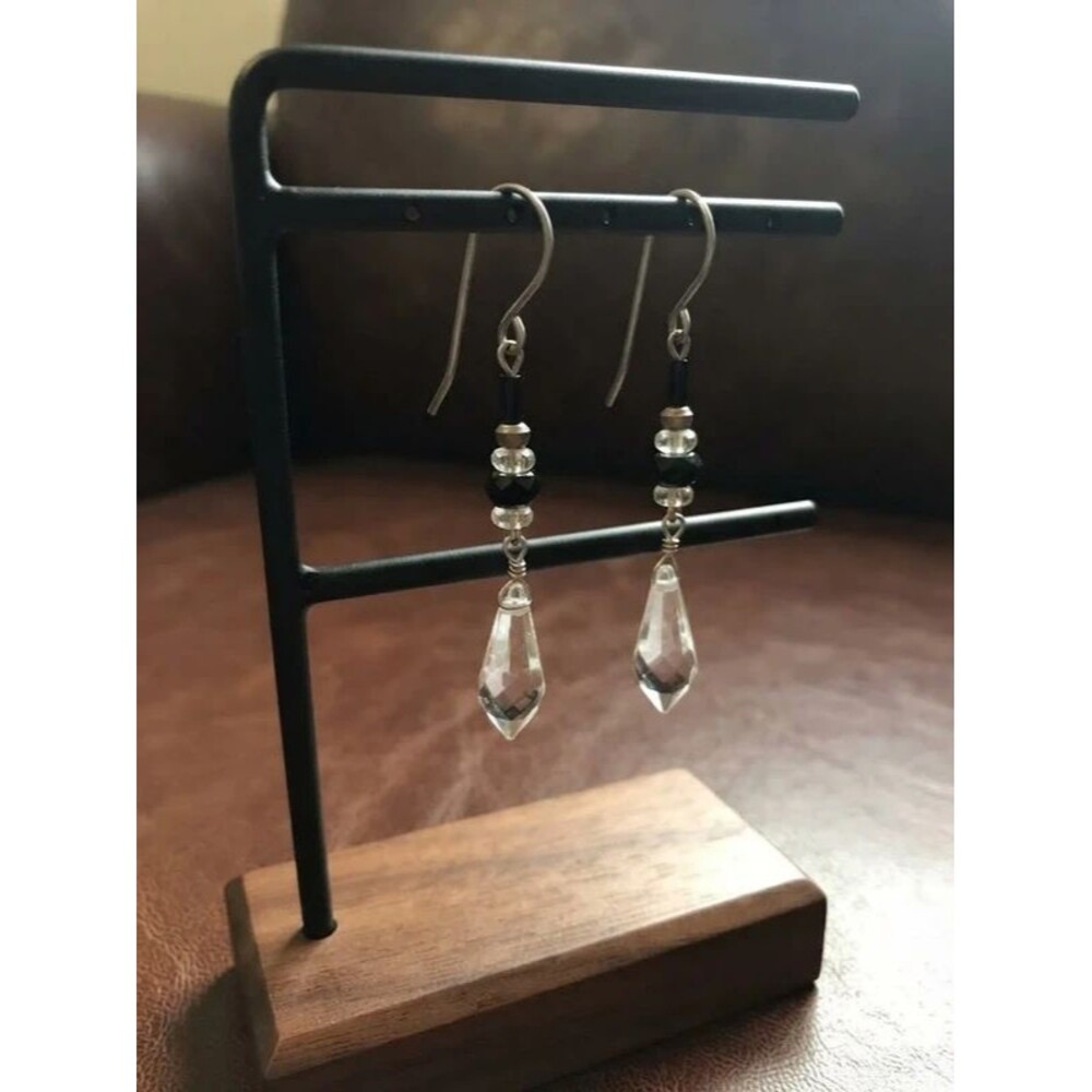Vintage Style Faceted Crystal Teardrop Dangle Earrings Black & Silver